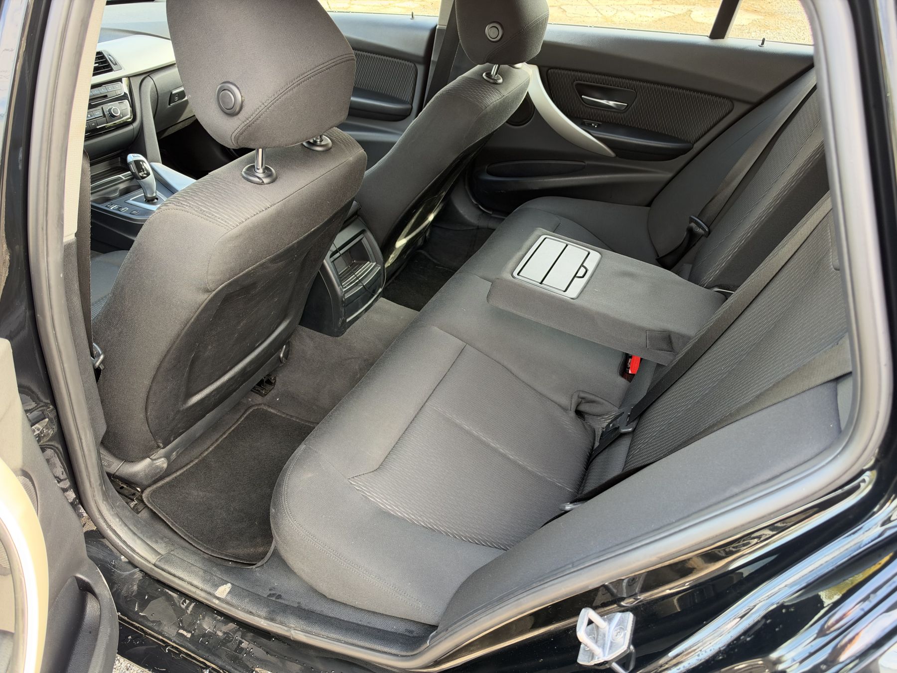 BMW 318d – poza 7